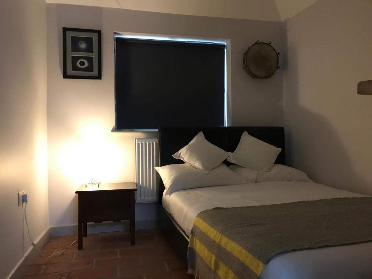 Delightful Cottage On The River Adur Close To Brighton & The Downs No Dogs Sorry Upper Beeding 외부 사진